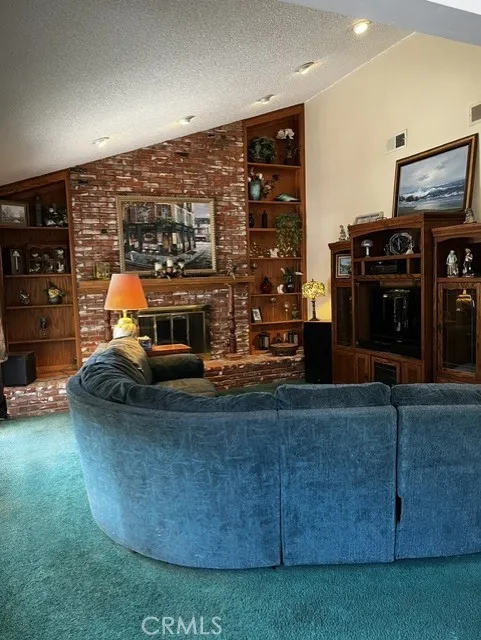 722 E Bunny Avenue Santa Maria, CA 93454