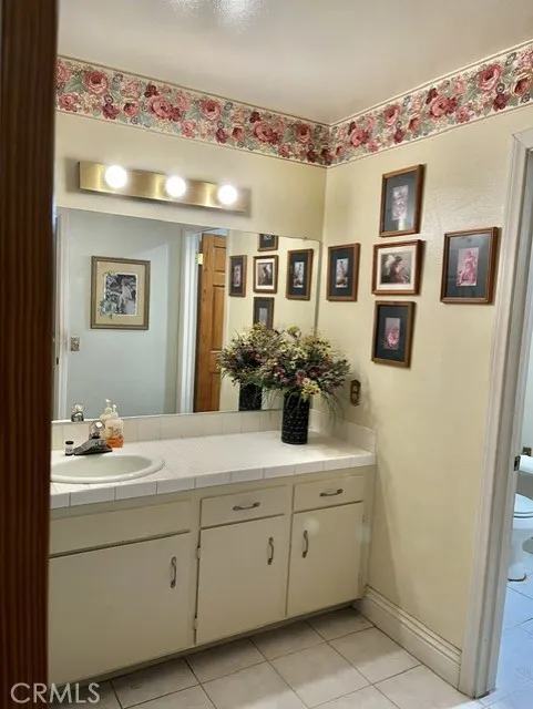 722 E Bunny Avenue Santa Maria, CA 93454
