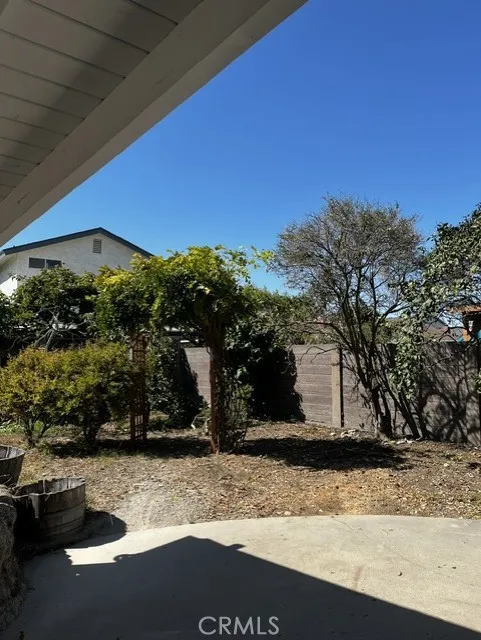 722 E Bunny Avenue Santa Maria, CA 93454