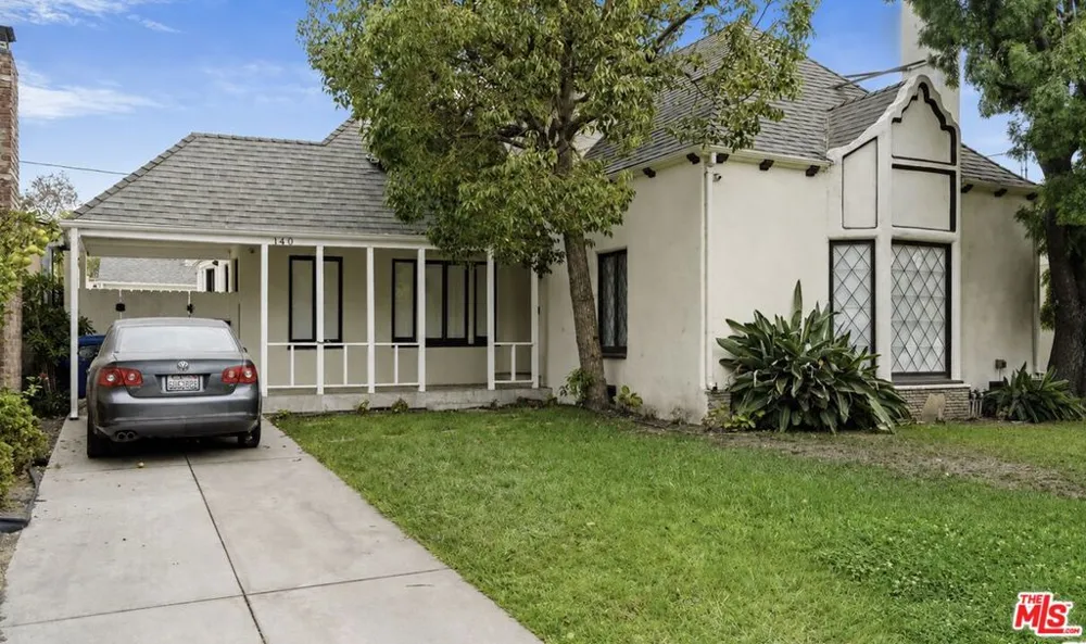 140 S Gardner Street Los Angeles, CA 90036