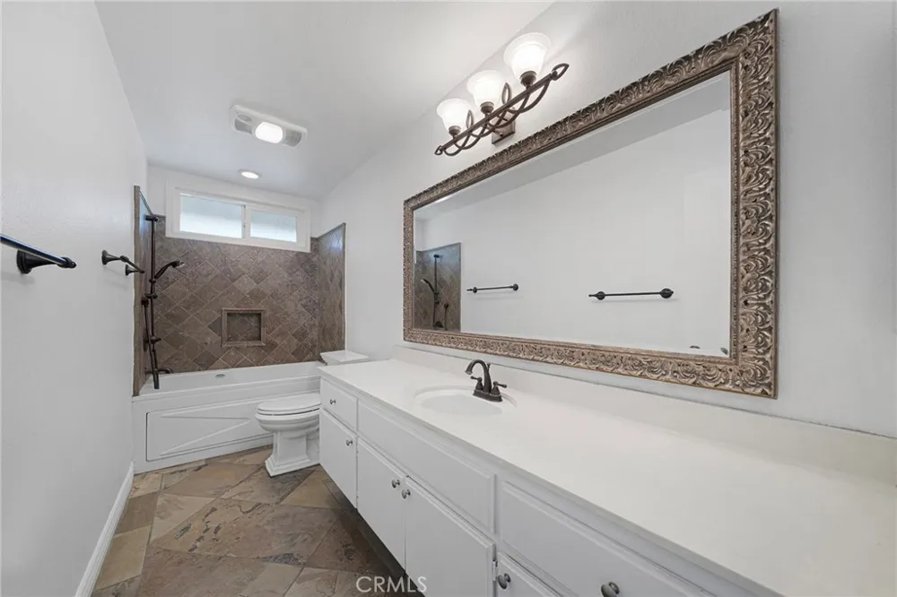 1455 13th Upland, CA 91786
