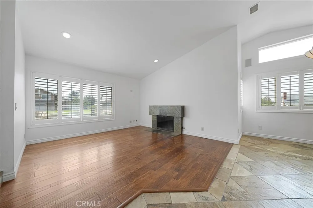 1455 13th Upland, CA 91786