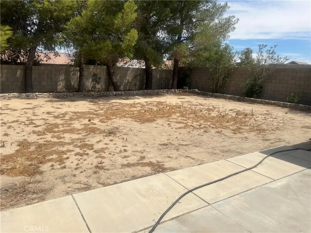 43516 32nd Street E Lancaster, CA 93535