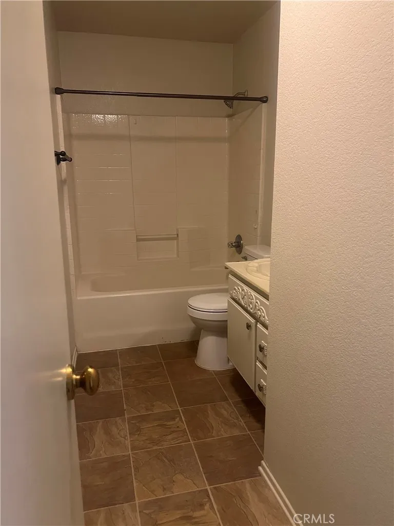 43516 32nd Street E Lancaster, CA 93535
