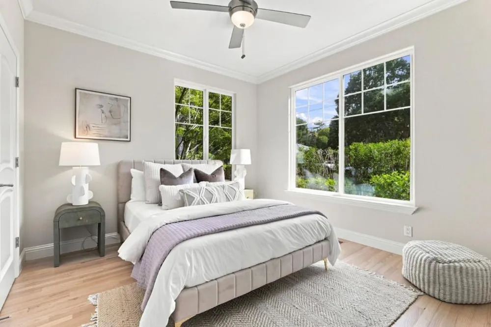 3855 Magnolia Drive Palo Alto, CA 94306