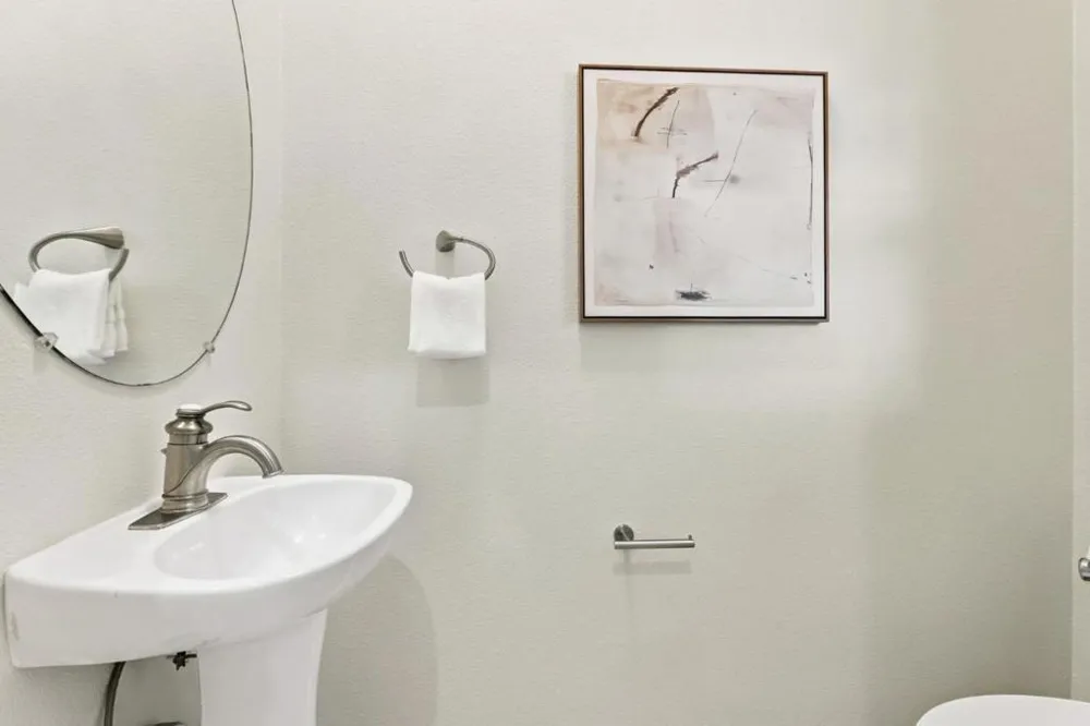 3855 Magnolia Drive Palo Alto, CA 94306