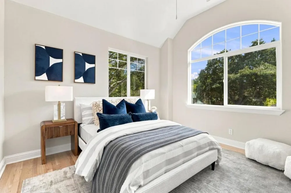 3855 Magnolia Drive Palo Alto, CA 94306
