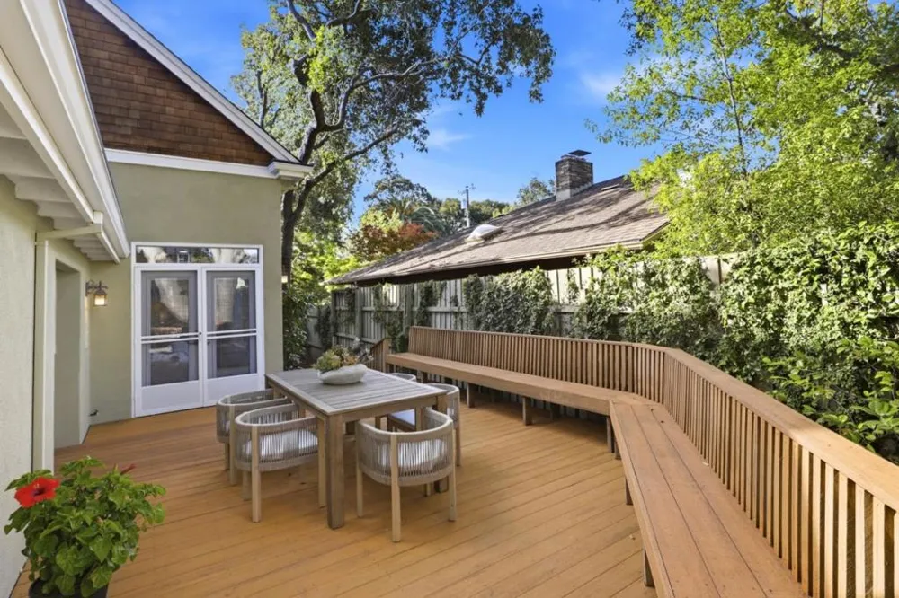 3855 Magnolia Drive Palo Alto, CA 94306