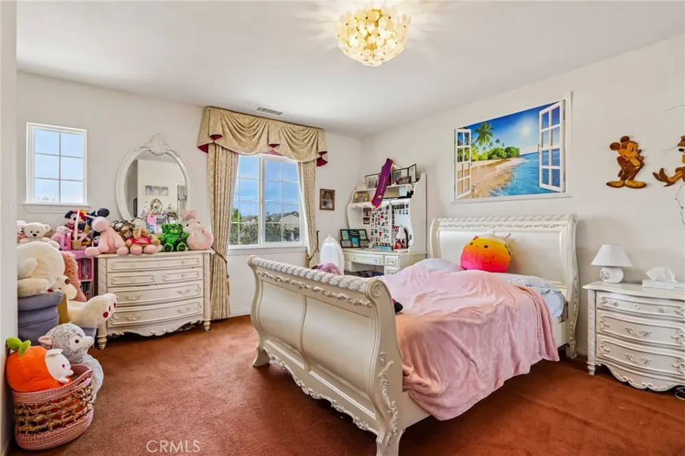 14045 Silent Stream Court Eastvale, CA 92880