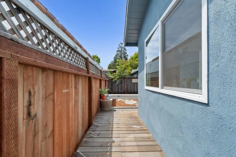 915 Cayuga Street Santa Cruz, CA 95062
