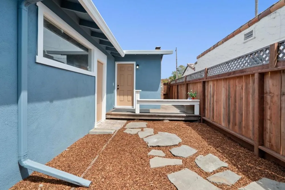 915 Cayuga Street Santa Cruz, CA 95062