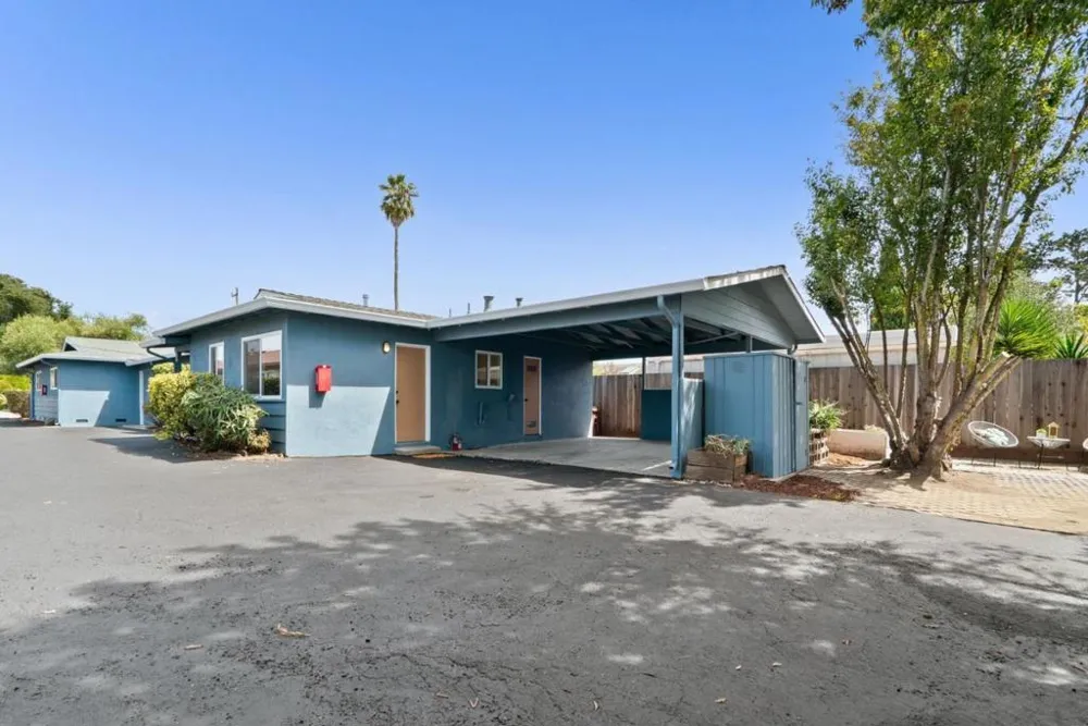 915 Cayuga Street Santa Cruz, CA 95062