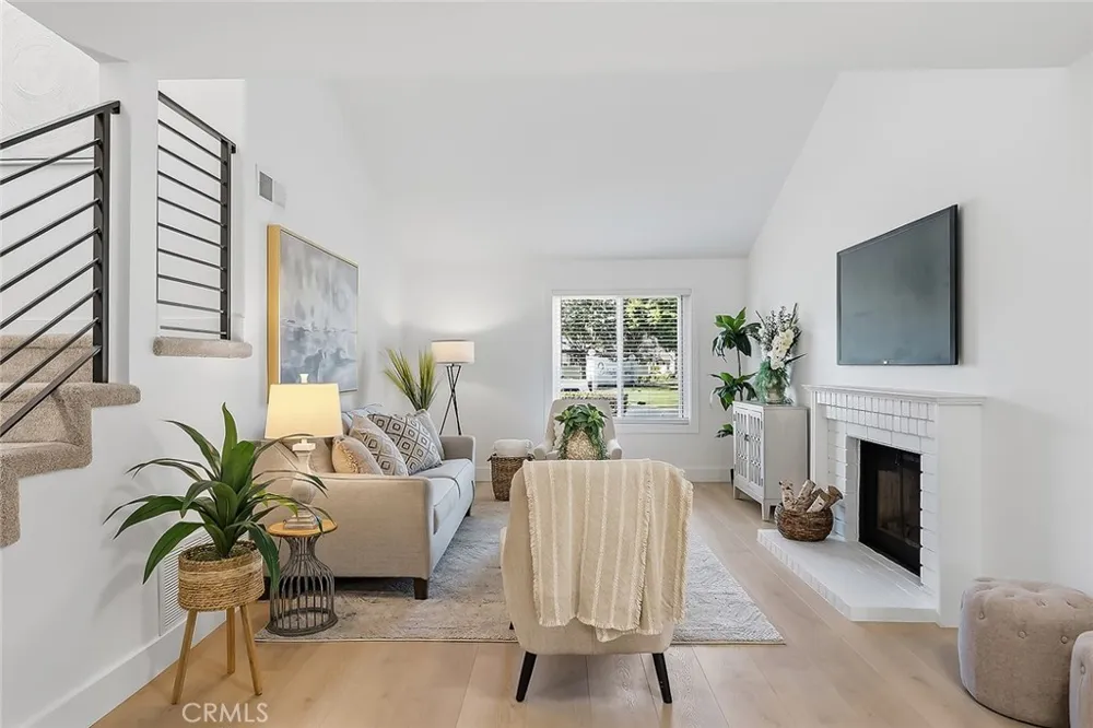 1194 Leeward Anaheim, CA 92801