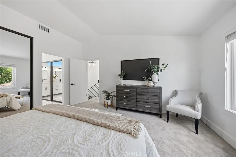 1194 Leeward Anaheim, CA 92801