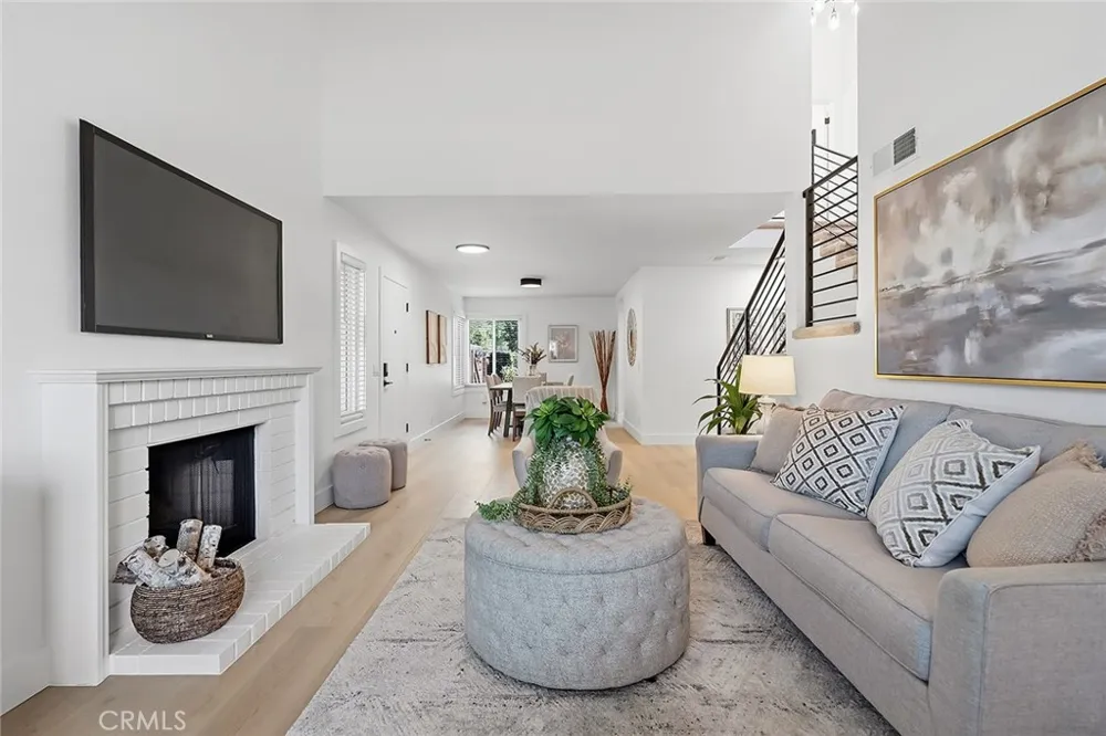 1194 Leeward Anaheim, CA 92801