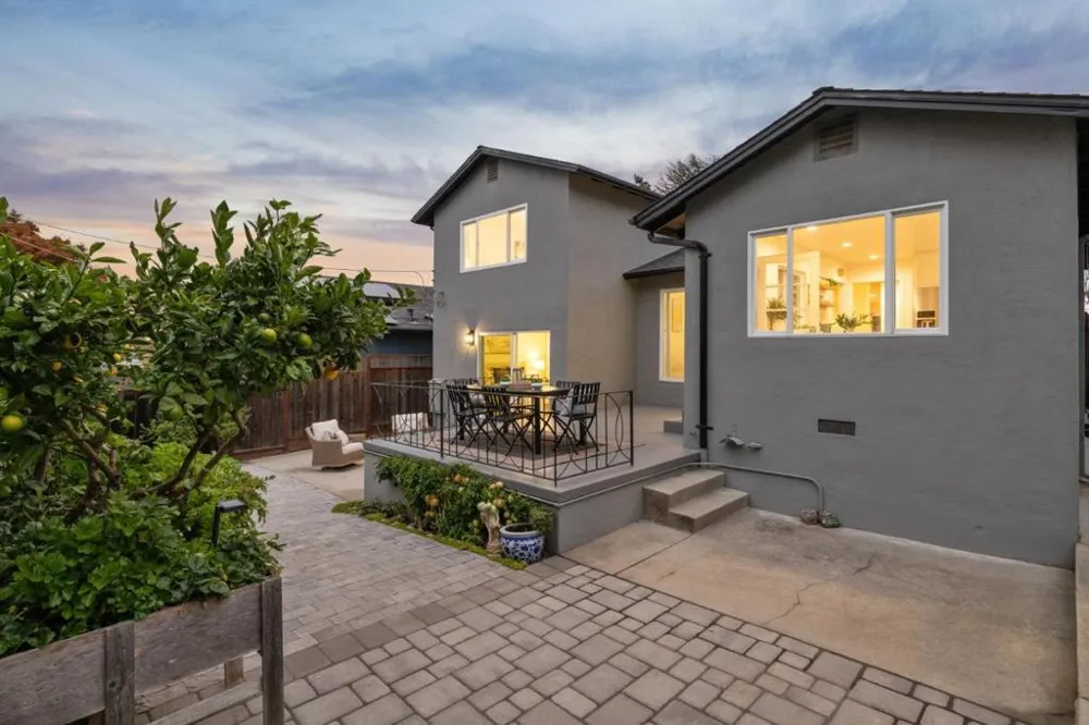 1700 Parkview Drive San Bruno, CA 94066