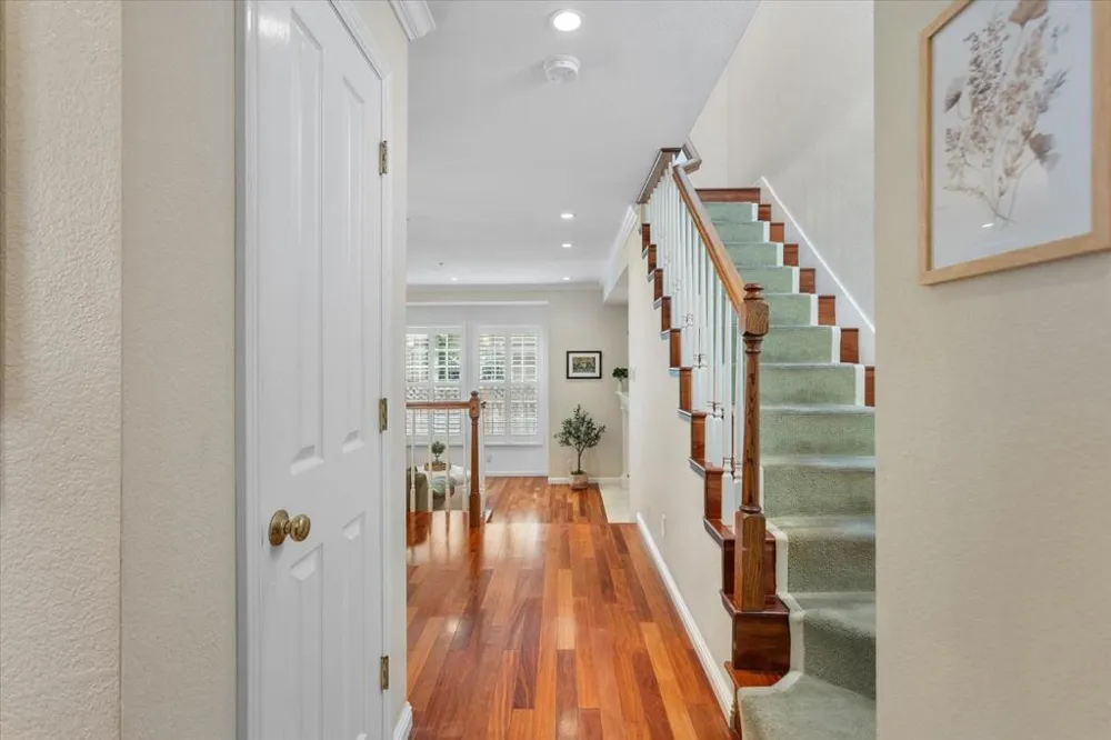 1555 Cherry Street #4 San Carlos, CA 94070