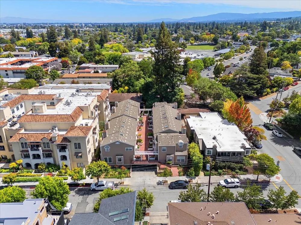 1555 Cherry Street #4 San Carlos, CA 94070