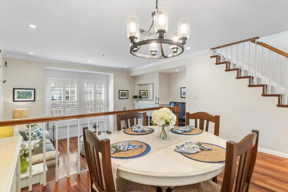 1555 Cherry Street #4 San Carlos, CA 94070