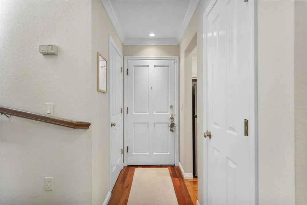 1555 Cherry Street #4 San Carlos, CA 94070