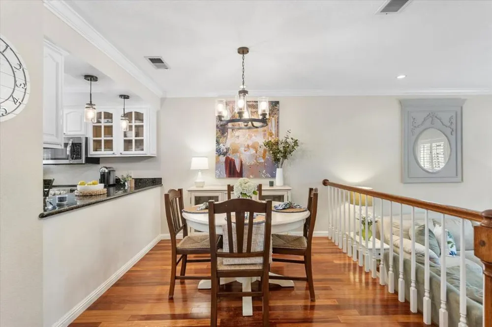 1555 Cherry Street #4 San Carlos, CA 94070