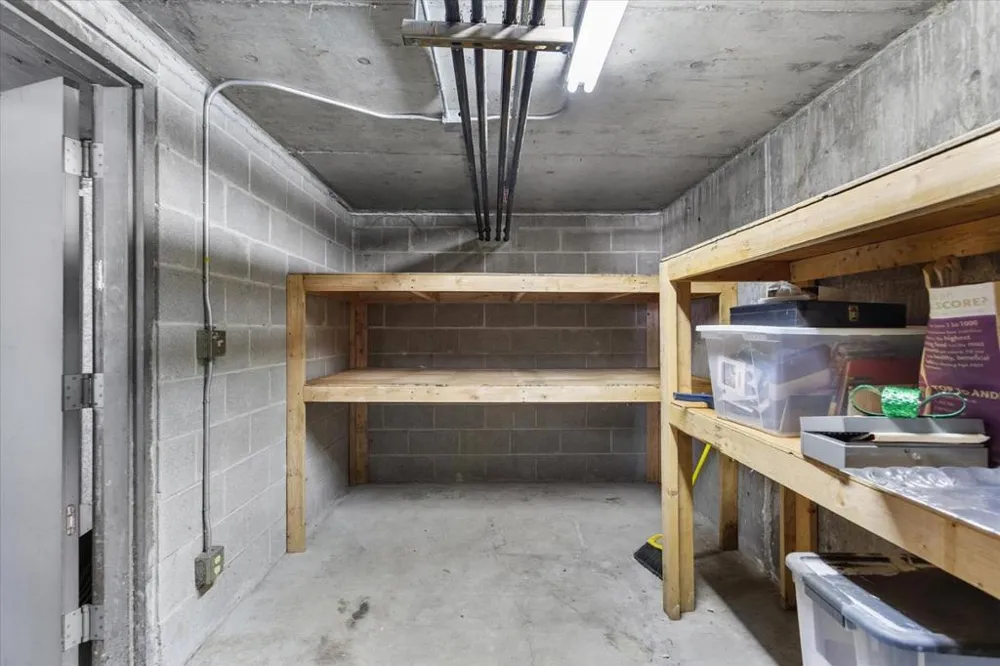 1555 Cherry Street #4 San Carlos, CA 94070