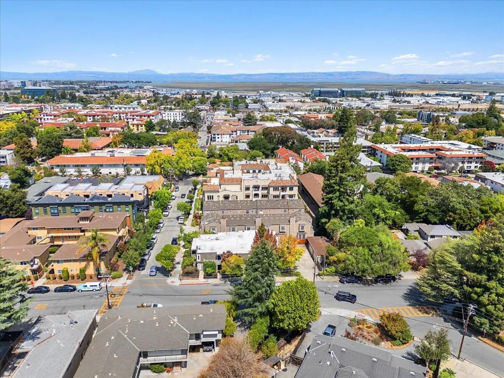 1555 Cherry Street #4 San Carlos, CA 94070