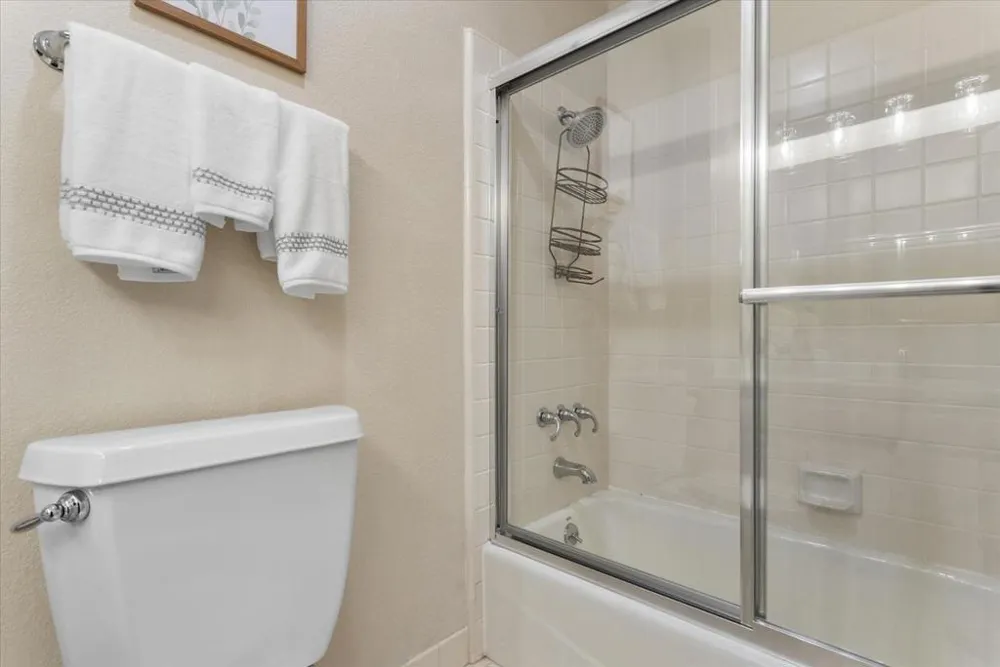 1555 Cherry Street #4 San Carlos, CA 94070