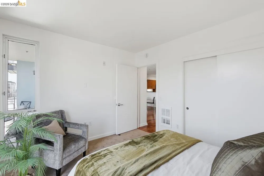 200 2nd St #403 Oakland, CA 94607