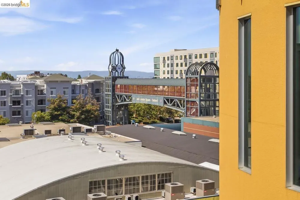 200 2nd St #403 Oakland, CA 94607
