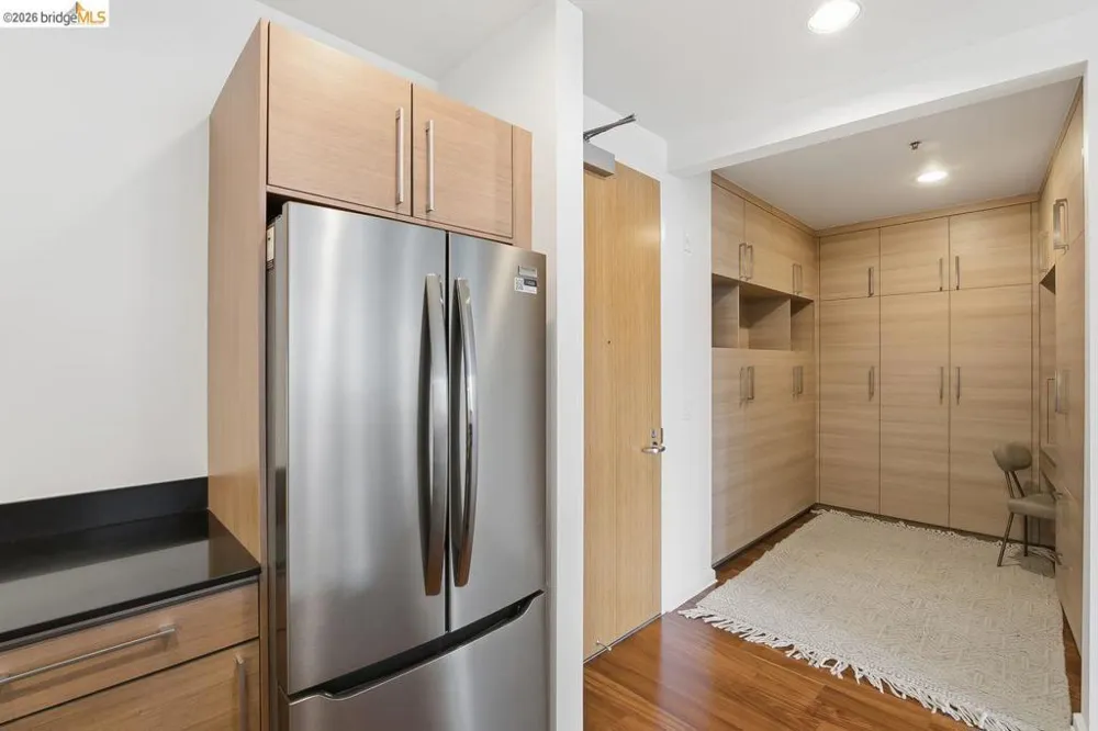 200 2nd St #403 Oakland, CA 94607