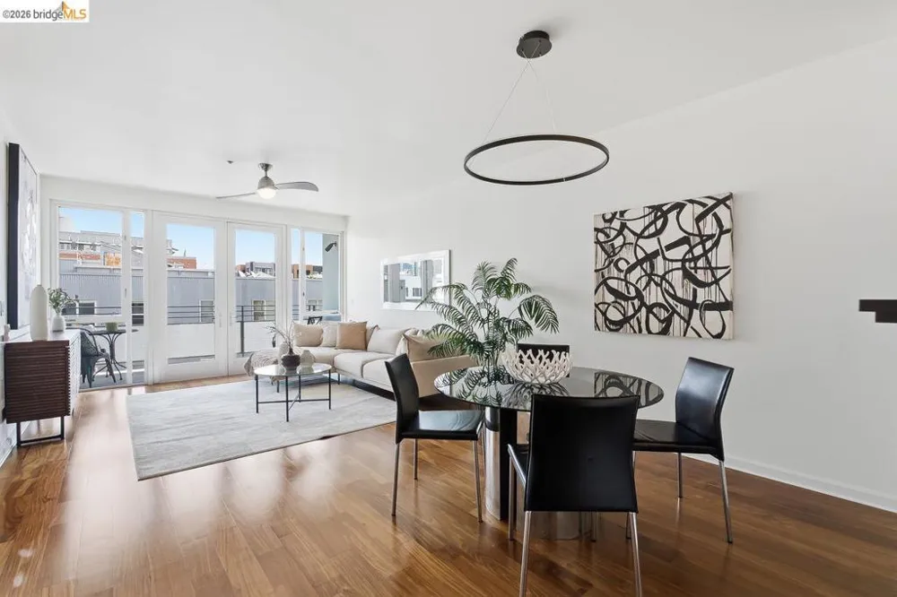 200 2nd St #403 Oakland, CA 94607