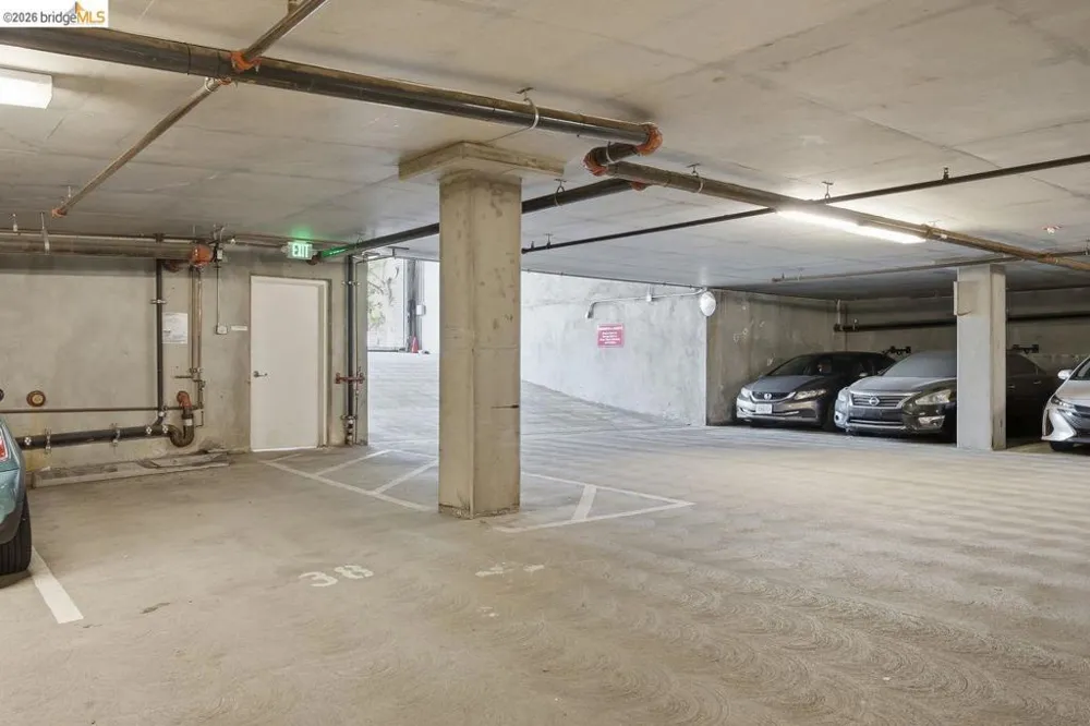 200 2nd St #403 Oakland, CA 94607
