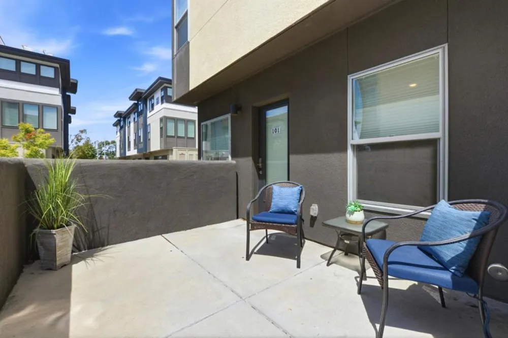 220 Waters Park Circle #101 San Mateo, CA 94403
