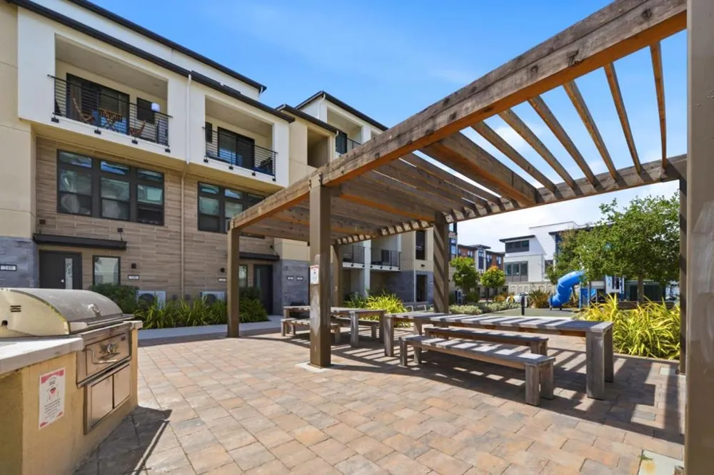 220 Waters Park Circle #101 San Mateo, CA 94403
