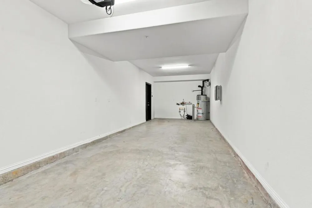 220 Waters Park Circle #101 San Mateo, CA 94403