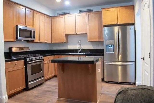 976 Whitehall Lane Brentwood, CA 94513