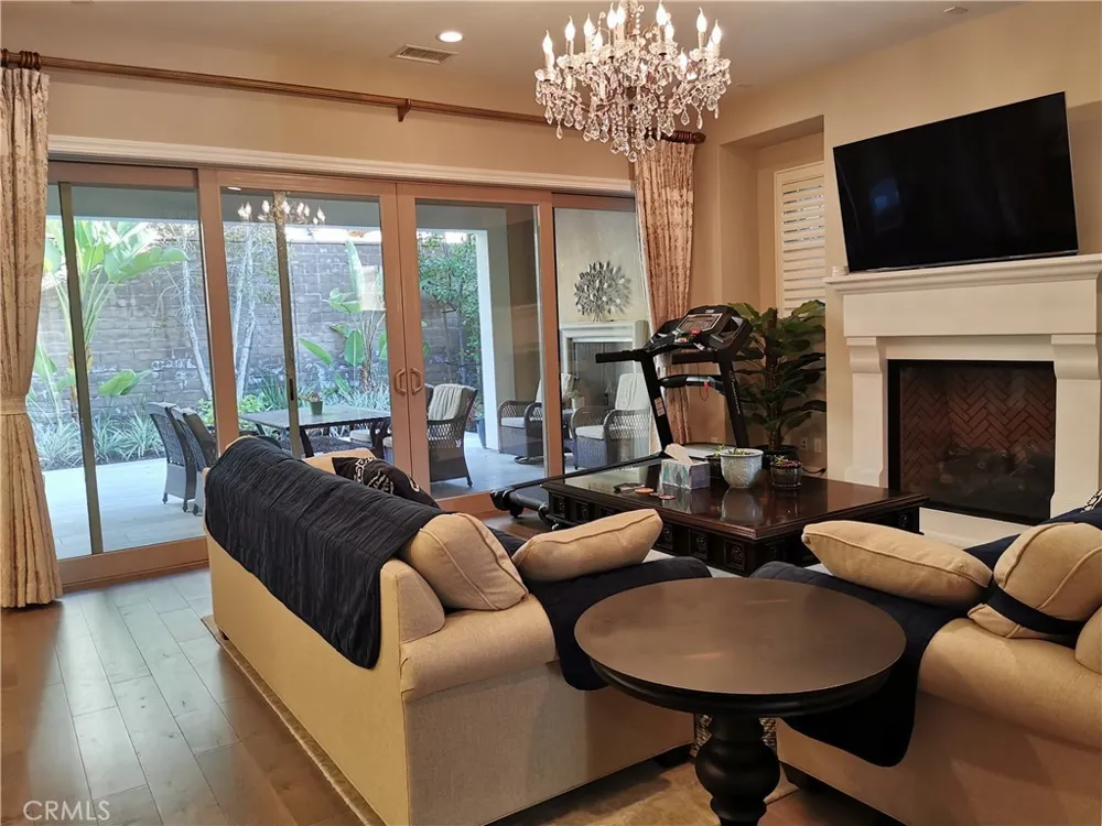 16 Branding Iron Irvine, CA 92602
