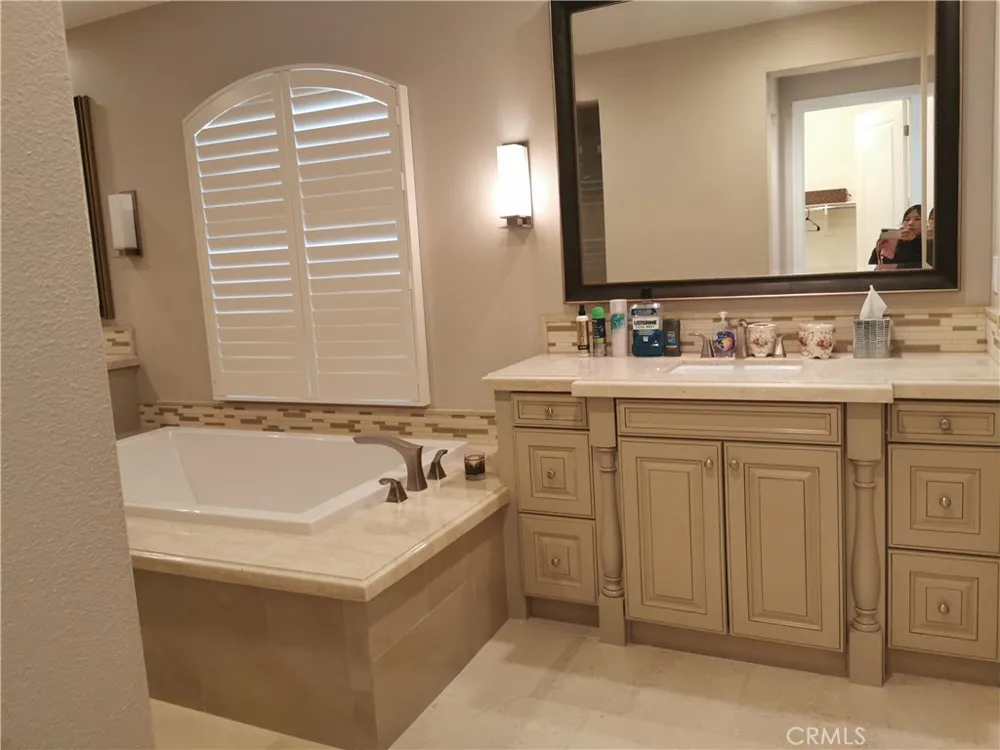 16 Branding Iron Irvine, CA 92602