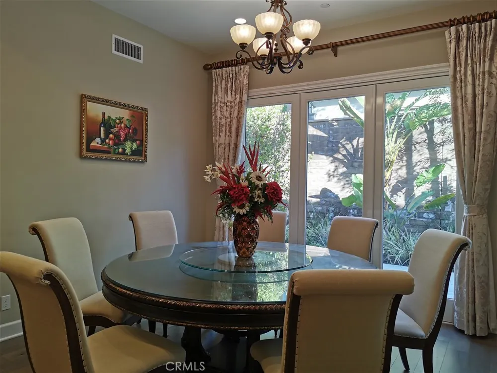 16 Branding Iron Irvine, CA 92602