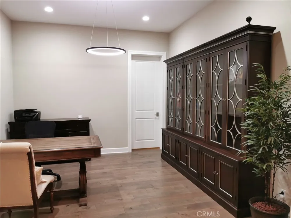 16 Branding Iron Irvine, CA 92602