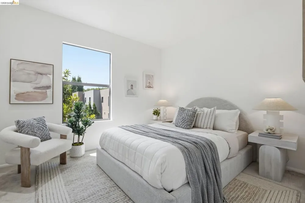 187 City Limits Cir Oakland, CA 94608