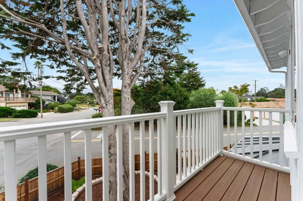 131 Seacliff Drive Aptos, CA 95003