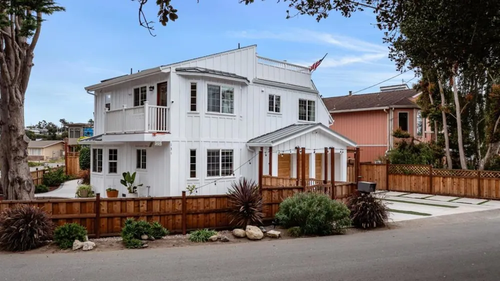 131 Seacliff Drive Aptos, CA 95003