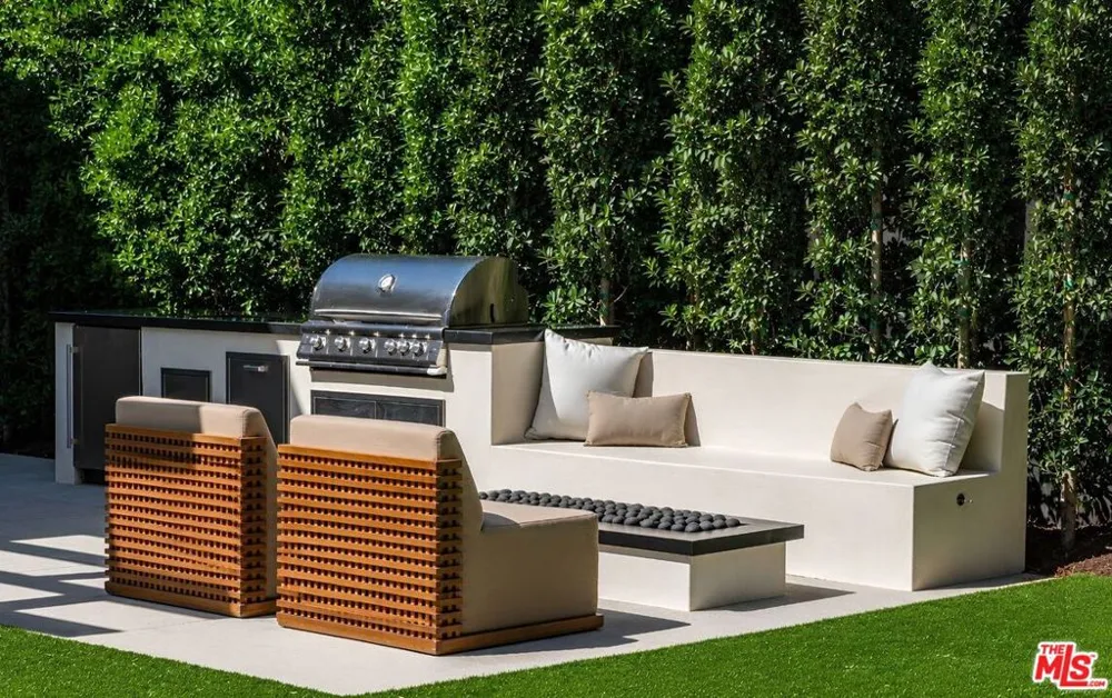 12136 Havelock Avenue Culver City, CA 90230