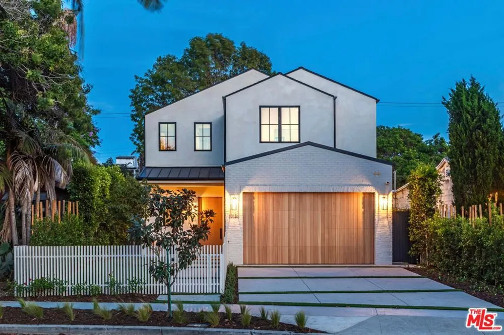 12136 Havelock Avenue Culver City, CA 90230