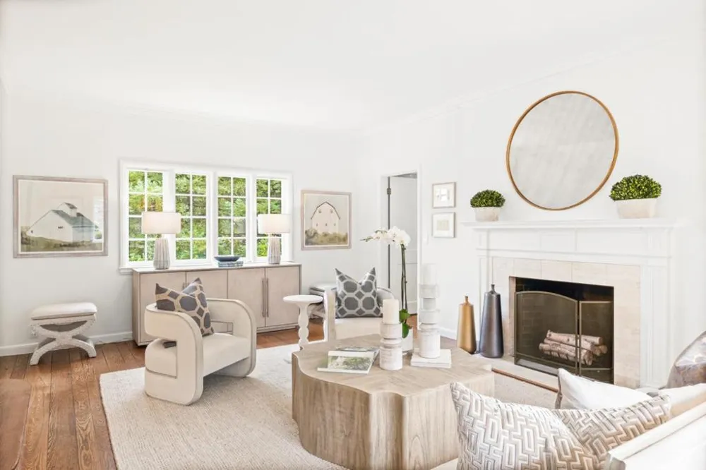 2835 Hillside Drive Burlingame, CA 94010
