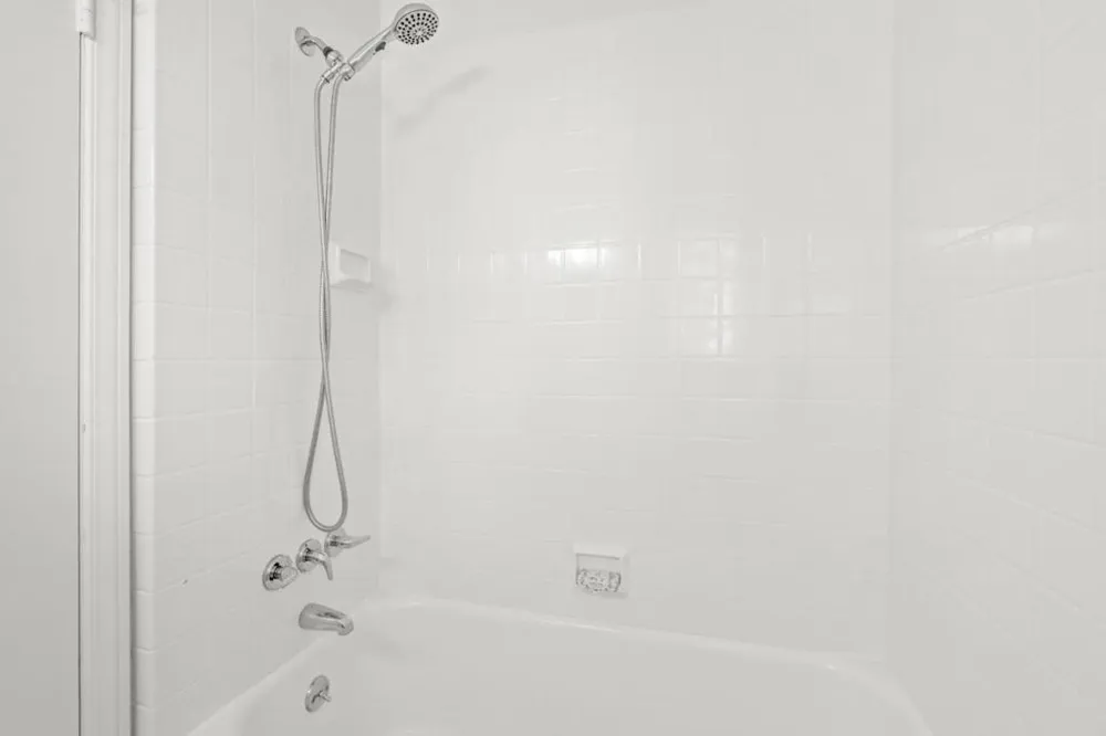 2835 Hillside Drive Burlingame, CA 94010