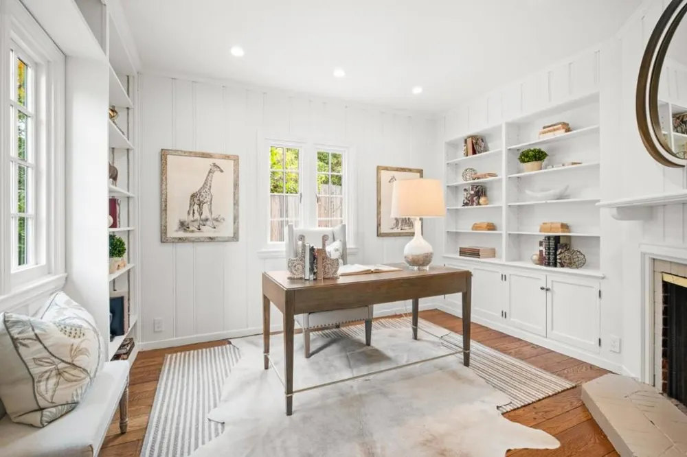 2835 Hillside Drive Burlingame, CA 94010