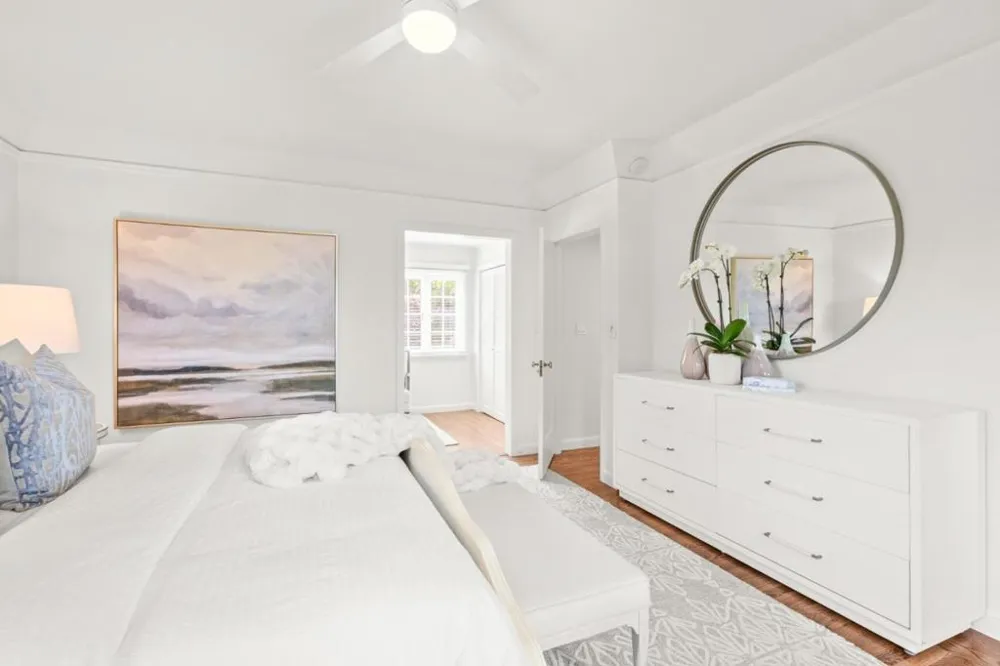2835 Hillside Drive Burlingame, CA 94010